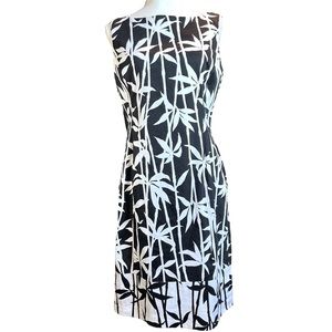 Jones New York black and white sleeveless body con dress.  Size 12